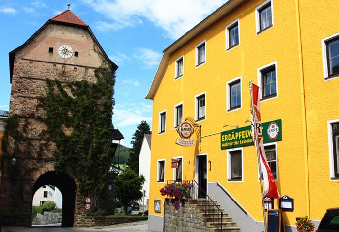 Gasthof 'Zum Alten Turm' Haslach an der Muhl Екстер'єр фото
